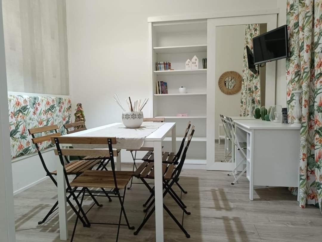 Domusmadre Apartment Napoli Ngoại thất bức ảnh