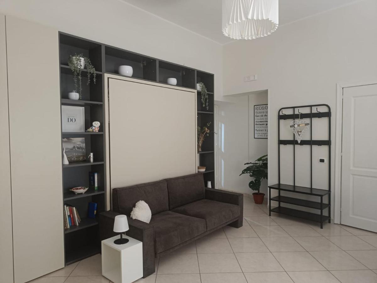 Domusmadre Apartment Napoli Ngoại thất bức ảnh